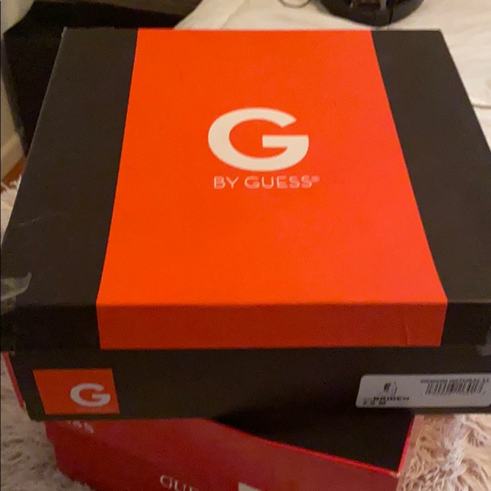 Guess shoes - Picture 9 of 9